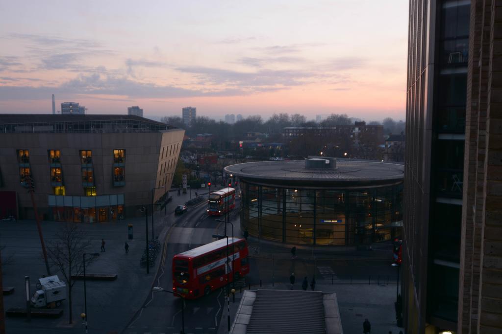 Pelican Wharf Apartments London Bagian luar foto